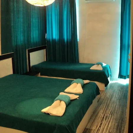 Guest house деси къща за гости 1 *