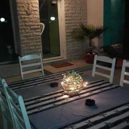 деси къща за гости 1 Guest house *