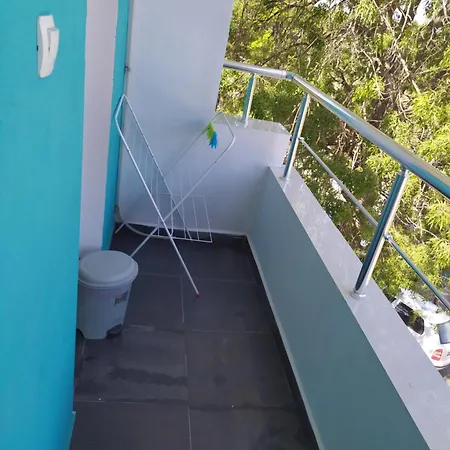 деси 1 Pensionat