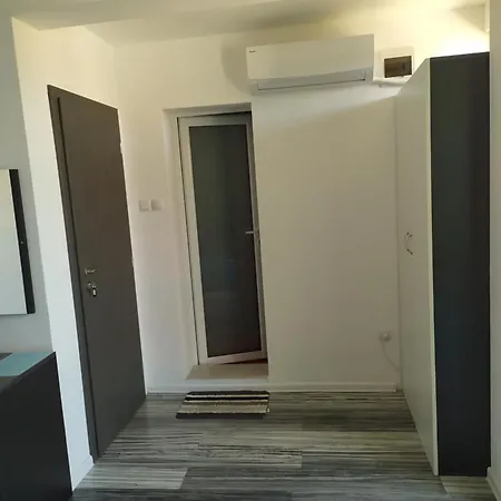 деси 1 Pensjonat *